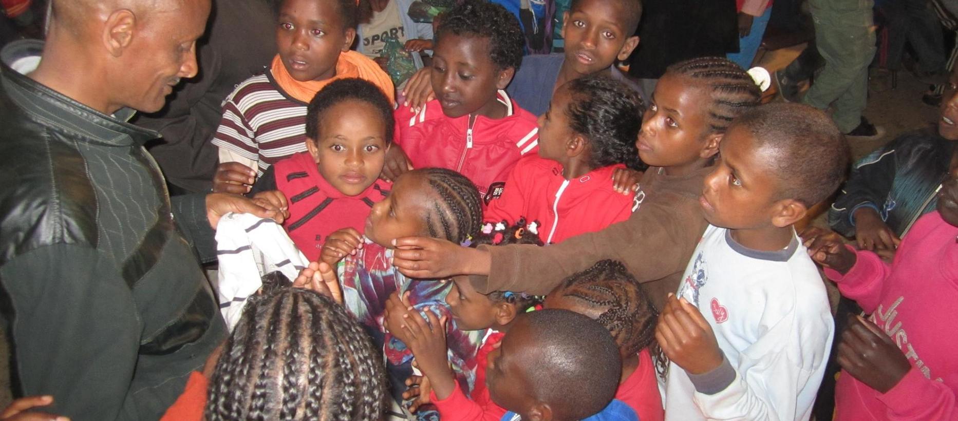 Etiopian koululaisia