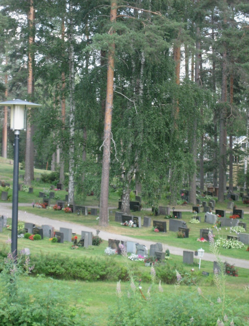 Kuvassa Joutsan hautausmaata
